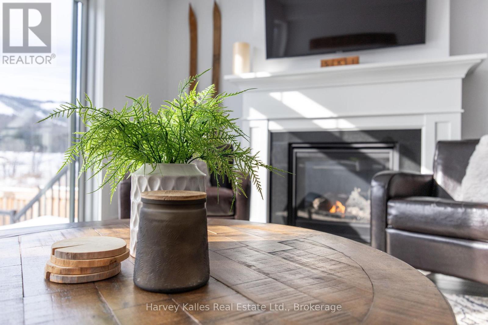 236 Yellow Birch Crescent, Blue Mountains, Ontario L9Y 0Z3 - Photo 11 - X12815148