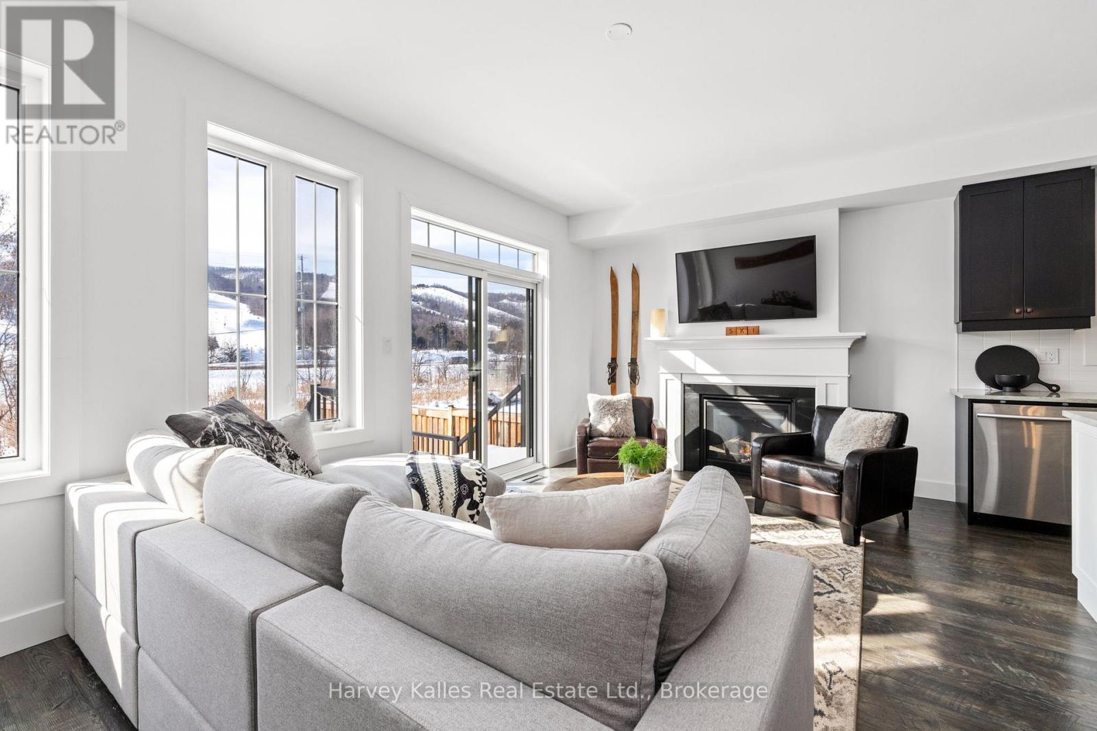 236 Yellow Birch Crescent, Blue Mountains, Ontario L9Y 0Z3 - Photo 12 - X12815148