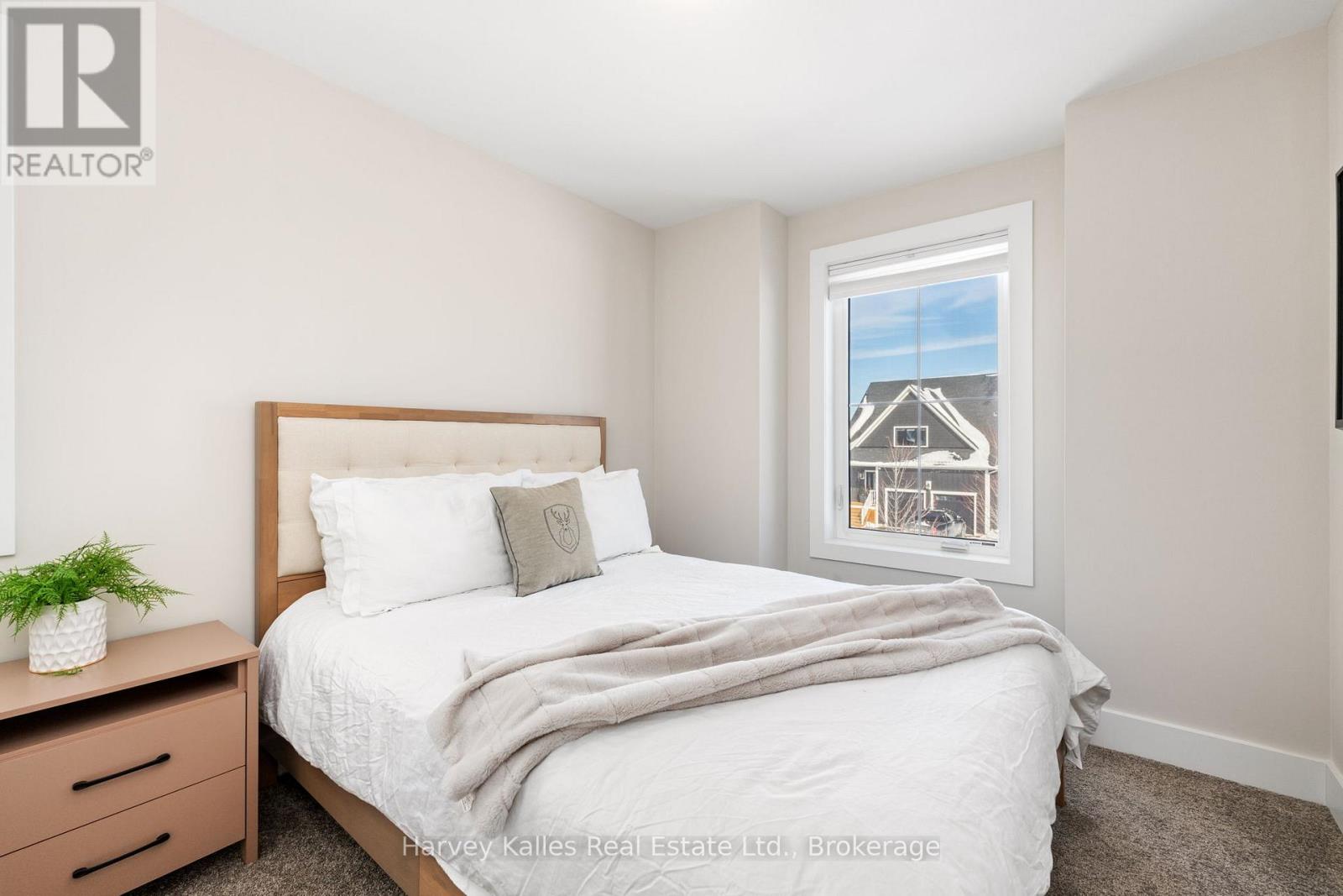 236 Yellow Birch Crescent, Blue Mountains, Ontario L9Y 0Z3 - Photo 26 - X12815148