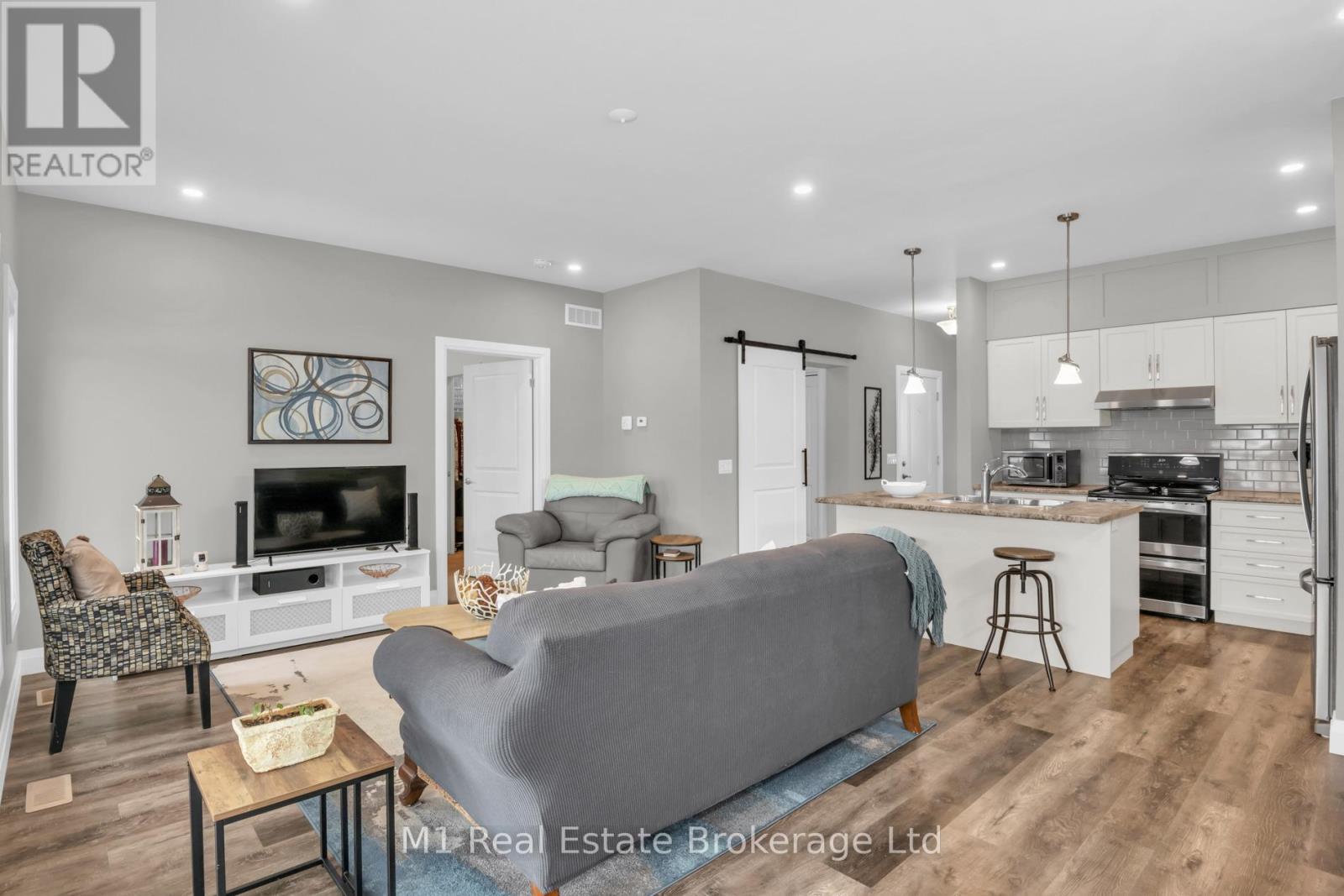 23 - 24 George Street, Minto, Ontario  N0G 1Z0 - Photo 8 - X12815166