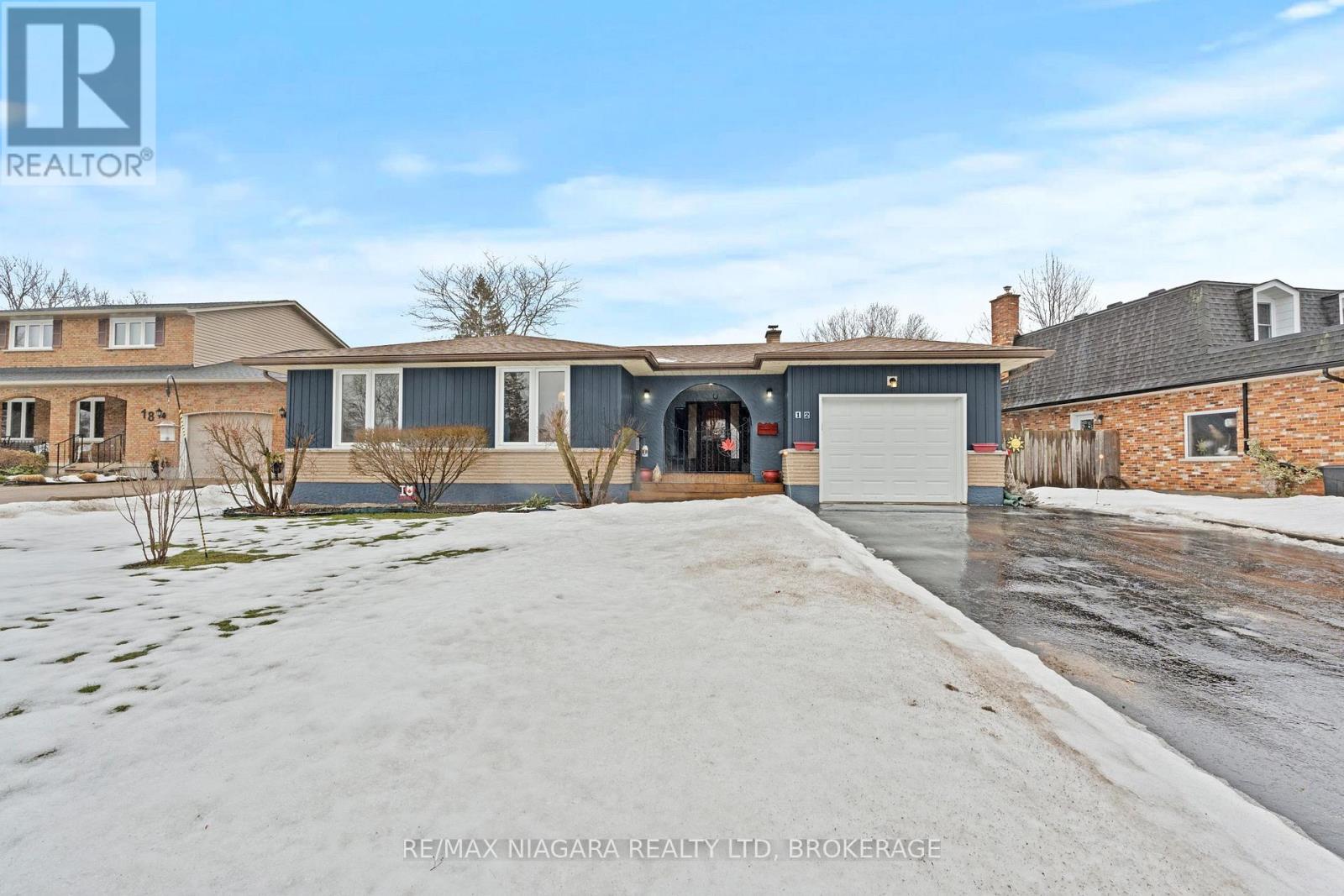 12 HAMPTON COURT, Welland, Ontario