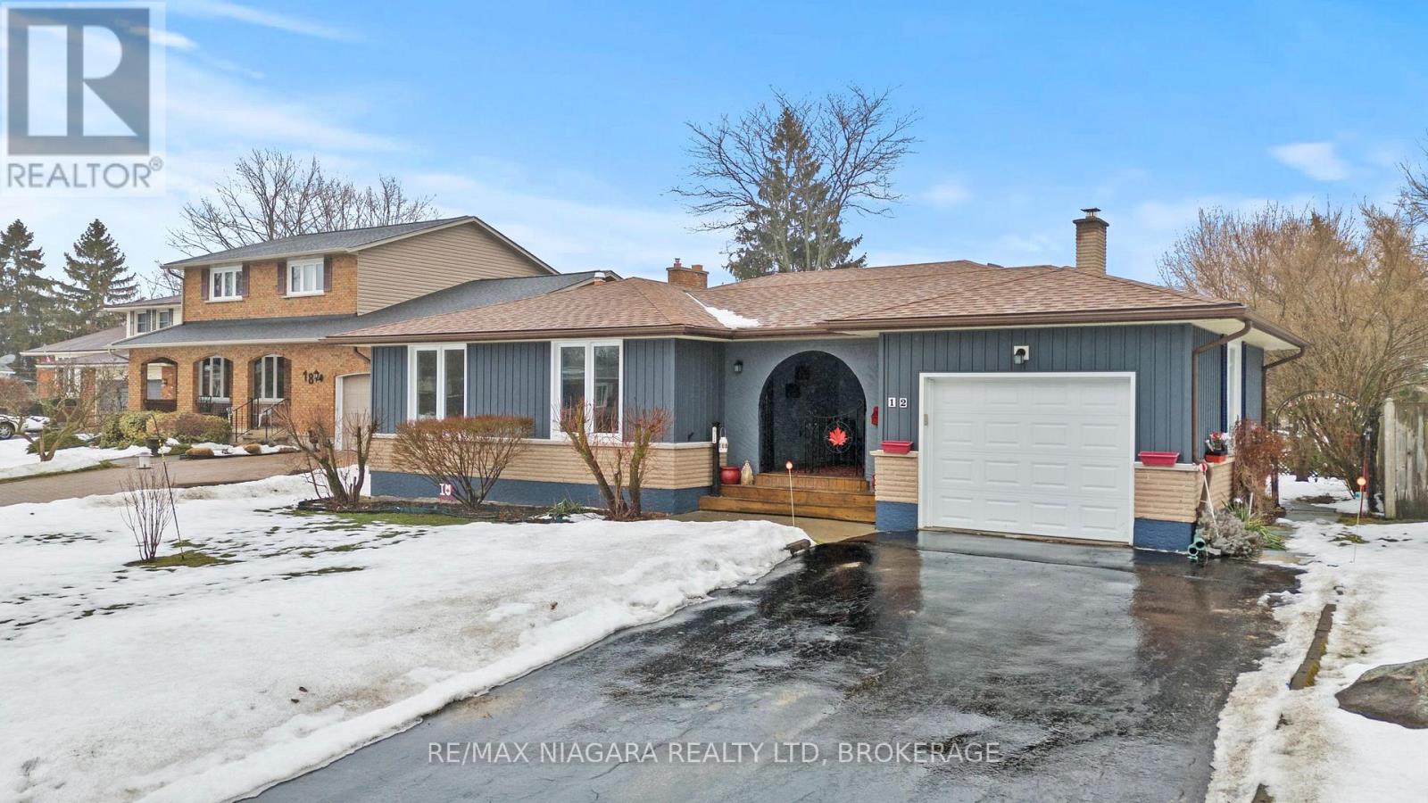 12 Hampton Court, Welland, Ontario  L3C 5T2 - Photo 2 - X12813618