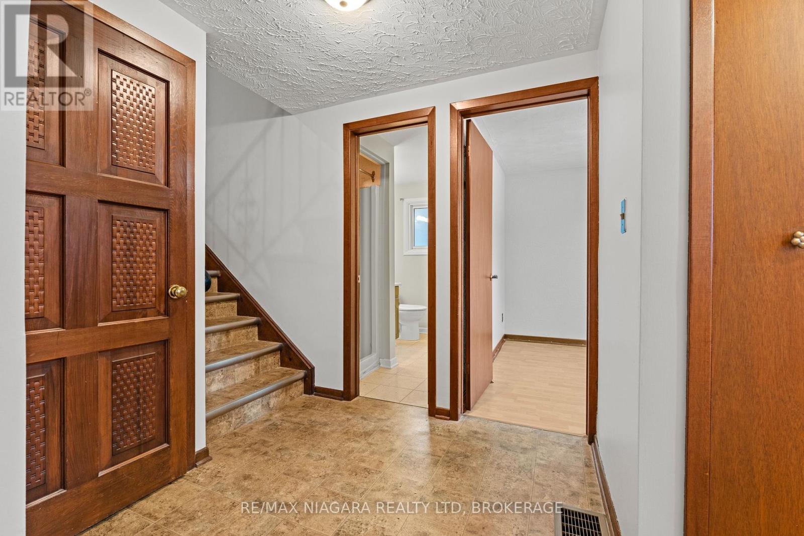 12 Hampton Court, Welland (Prince Charles), Ontario  L3C 5T2 - Photo 24 - X12813618