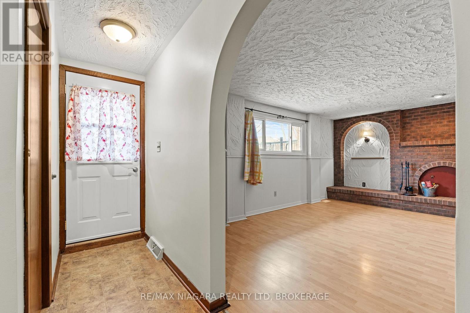 12 Hampton Court, Welland (Prince Charles), Ontario  L3C 5T2 - Photo 25 - X12813618