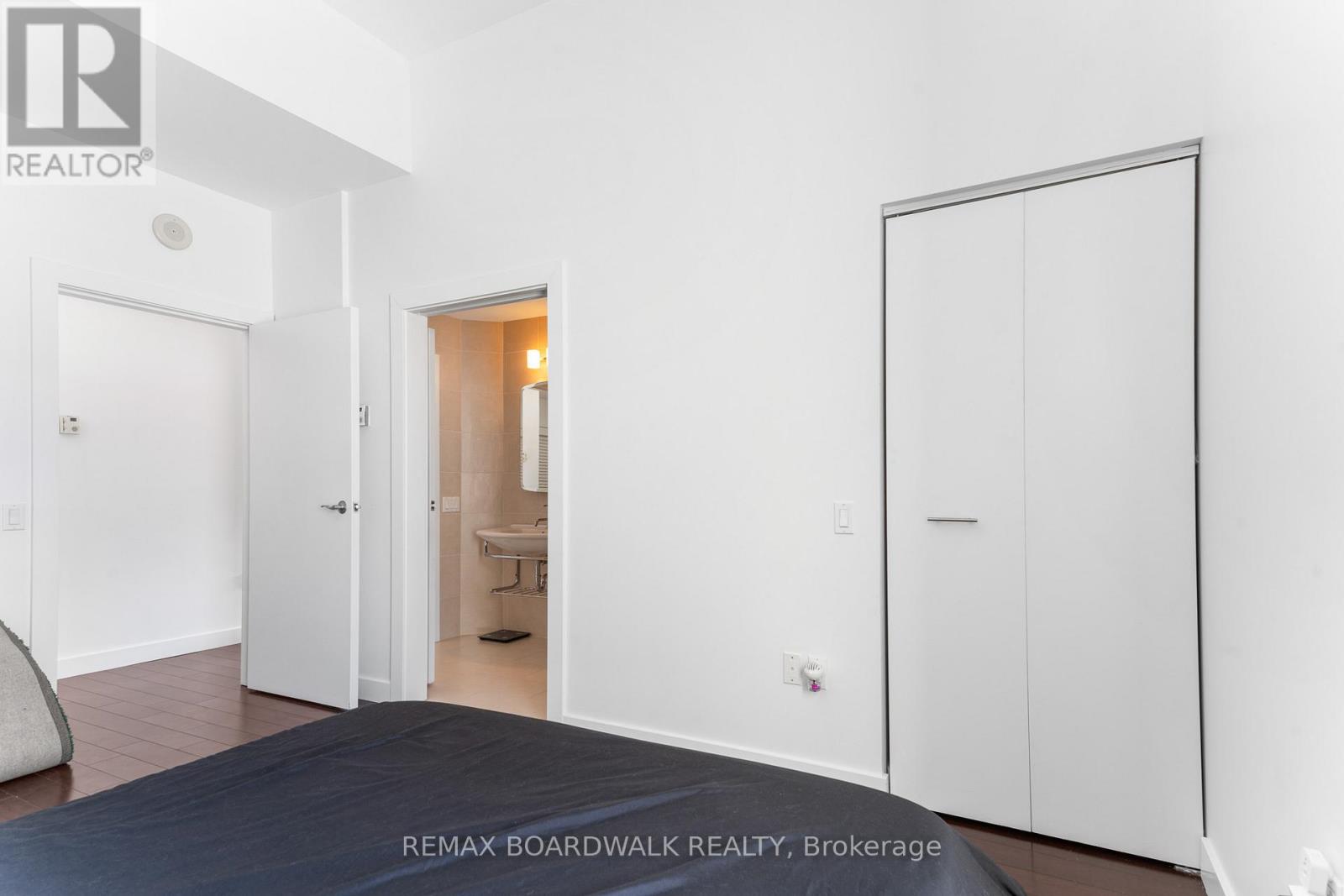 401 - 90 George Street, Ottawa, Ontario  K1N 0A8 - Photo 10 - X12815032