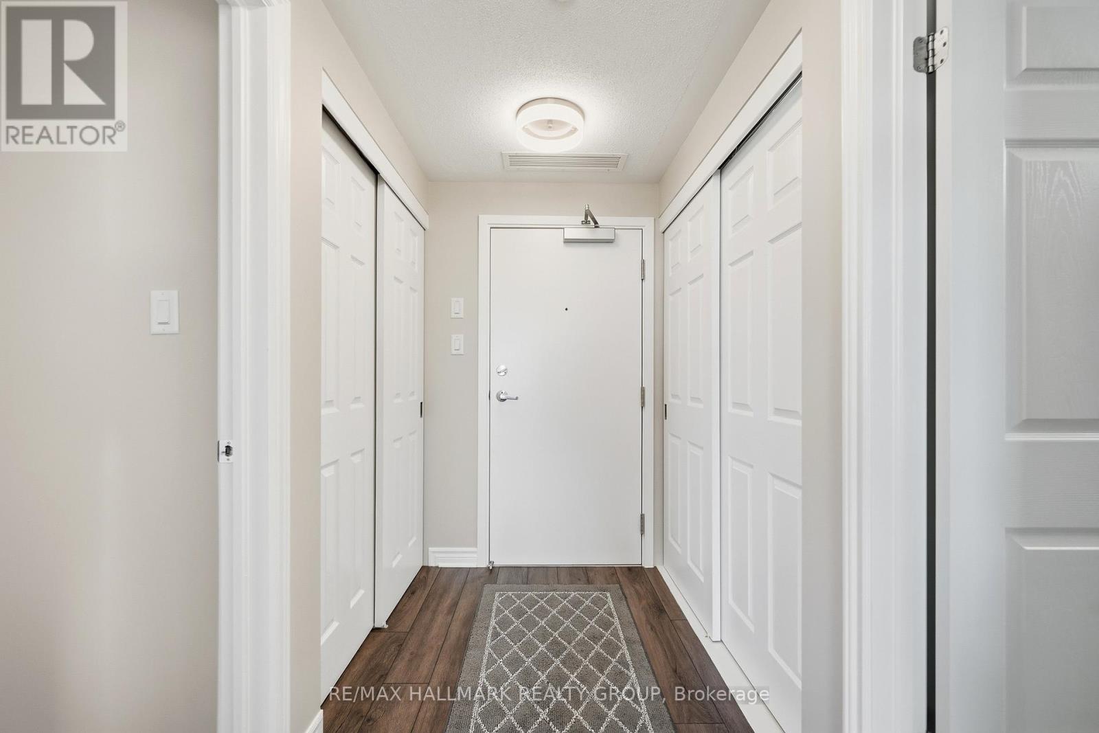 404 - 215 Titanium Private, Ottawa, Ontario  K1C 0B7 - Photo 4 - X12815182