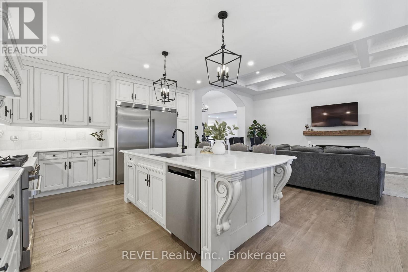 18 Four Mile Creek Road, Niagara-On-The-Lake, Ontario L0S 1J1 - Photo 13 - X12815036