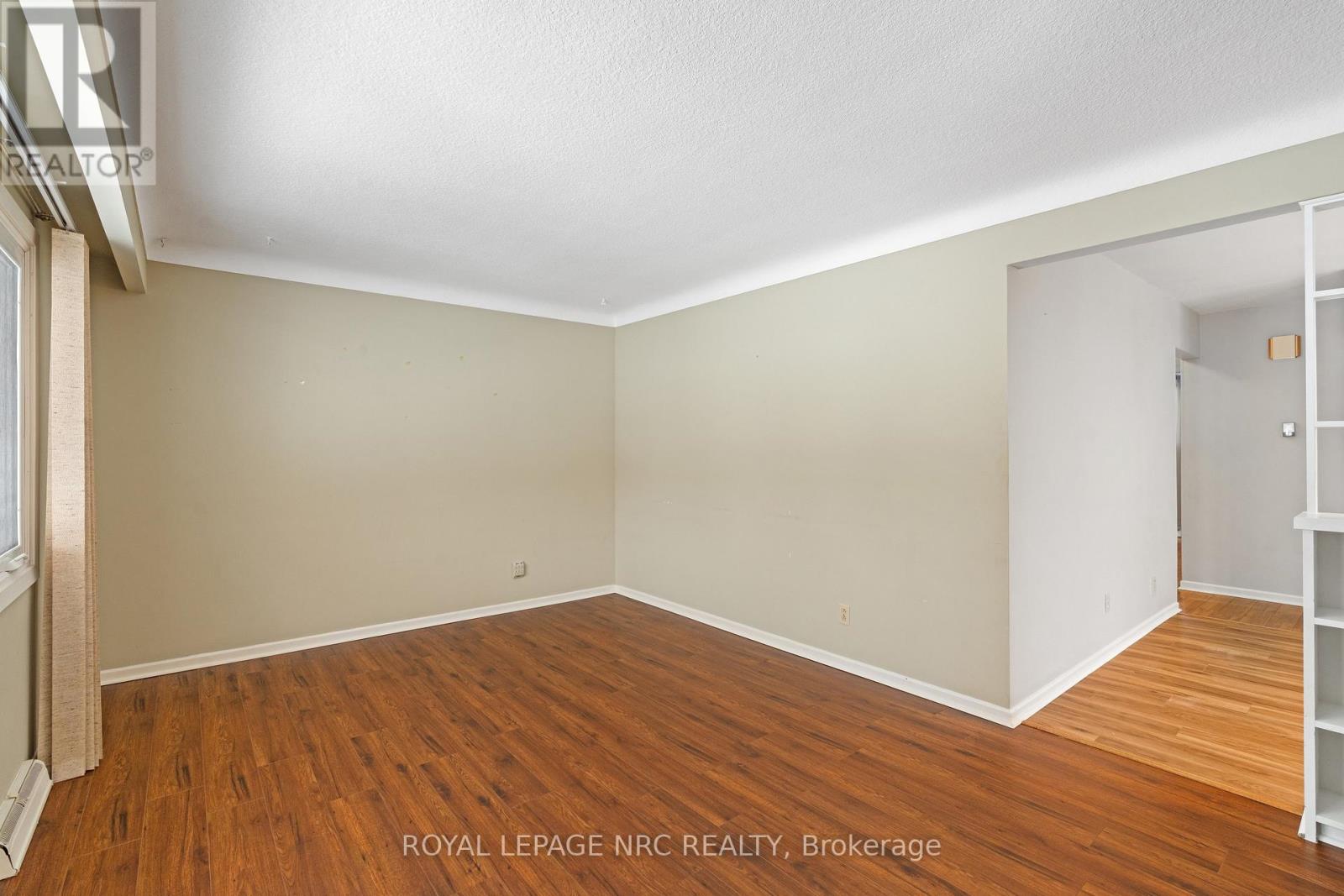 6 Brookbanks Drive N, St. Catharines (Lakeport), Ontario  L2N 3W6 - Photo 4 - X12815060