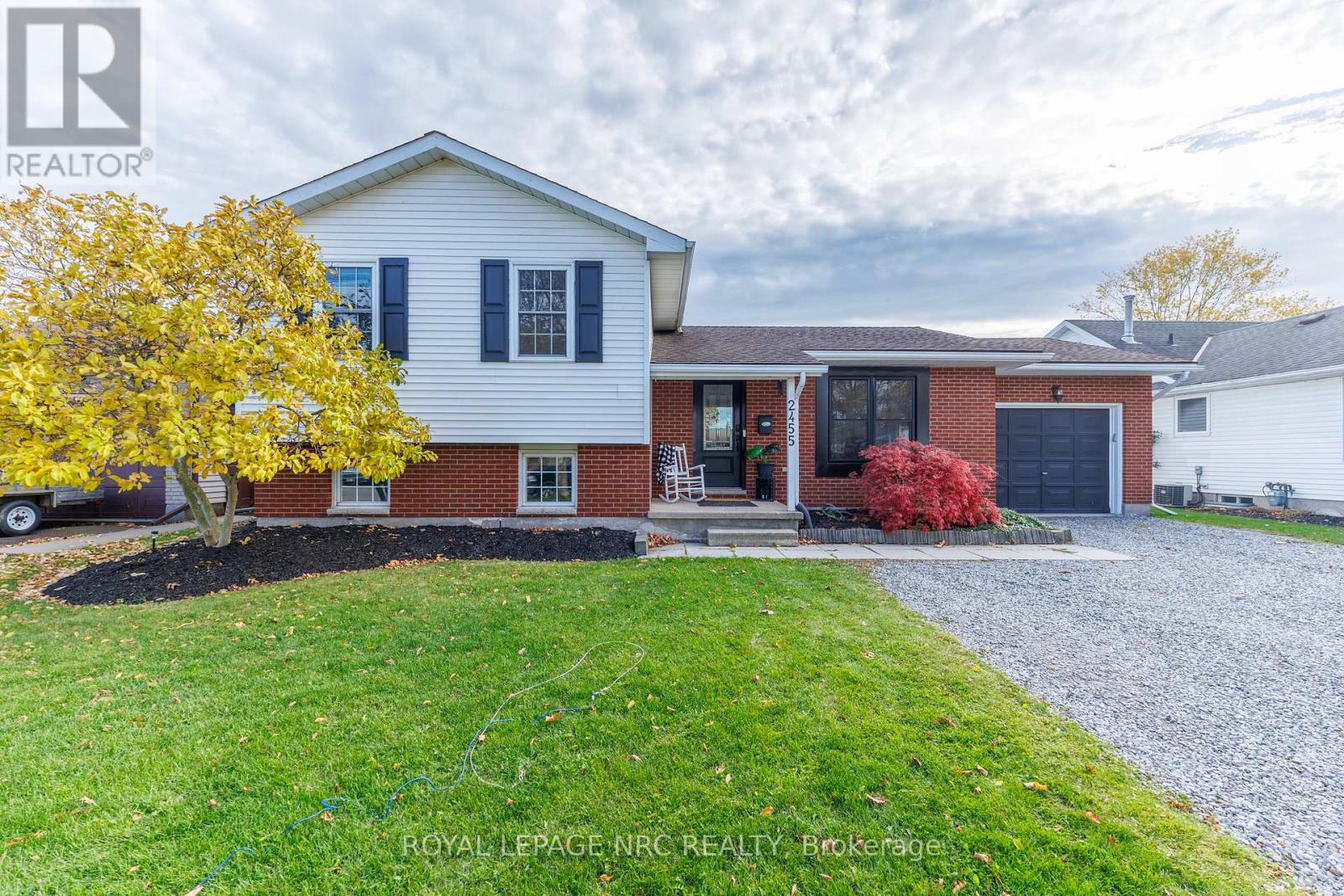 2455 Coral Avenue, Fort Erie, Ontario  L0S 1S0 - Photo 1 - X12815136