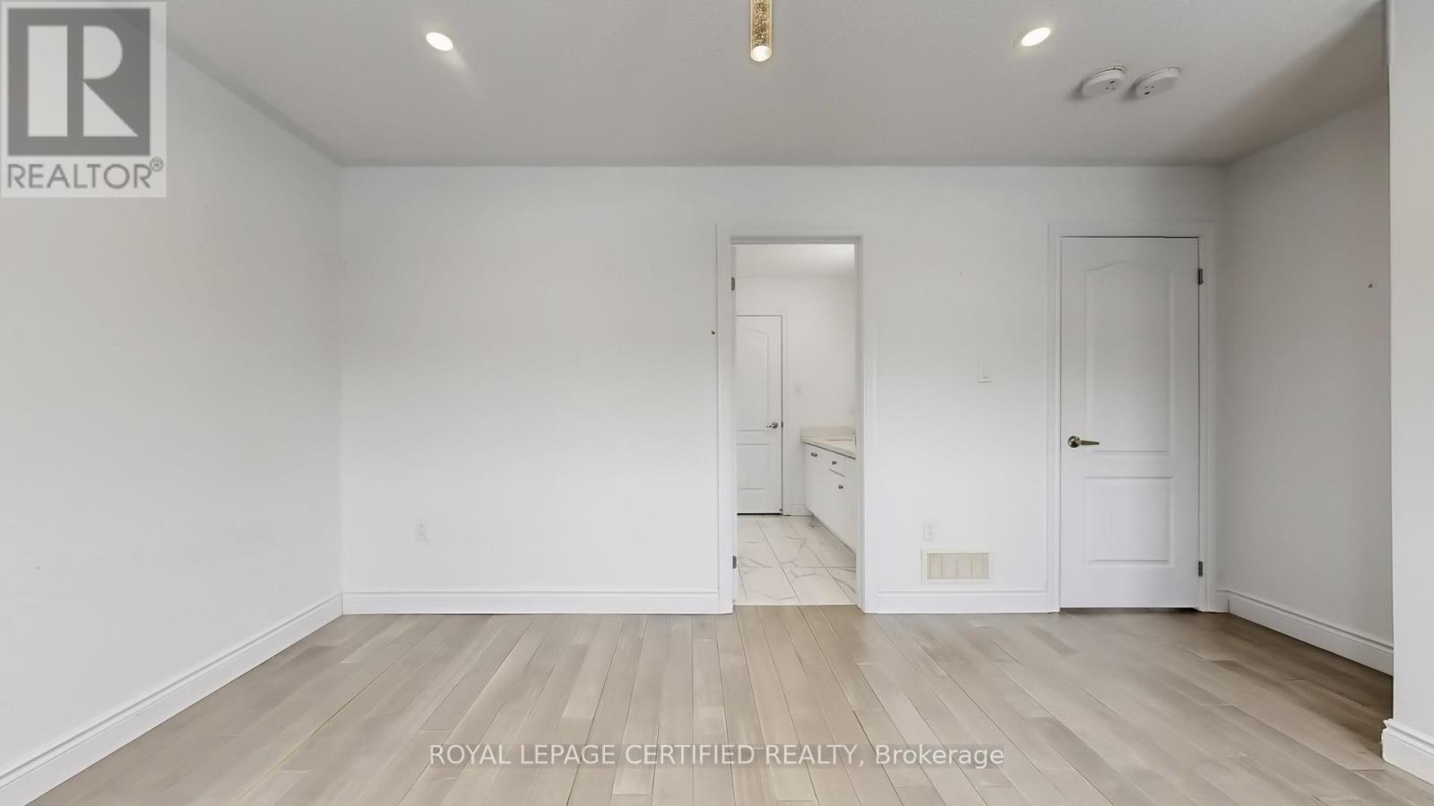 62 Heritage Street, Bradford West Gwillimbury, Ontario  L3Z 0X4 - Photo 43 - N12809106