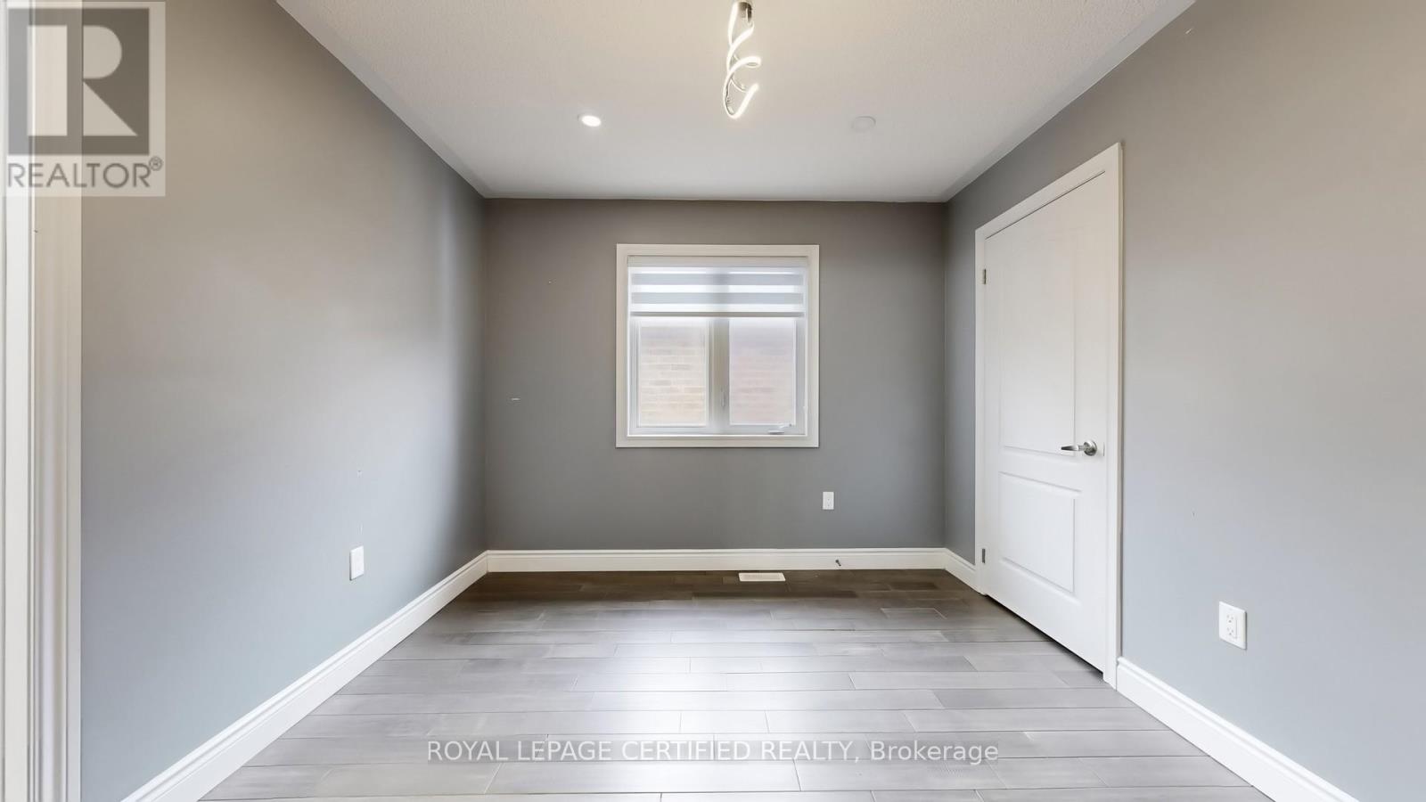 62 Heritage Street, Bradford West Gwillimbury, Ontario  L3Z 0X4 - Photo 47 - N12809106