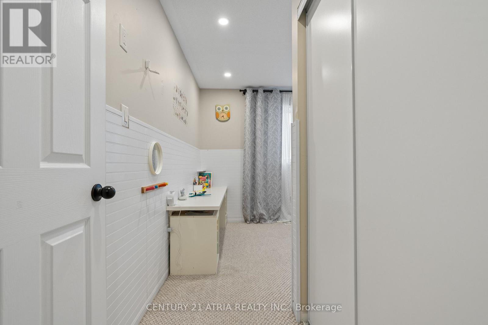 19 Bird Street, Barrie, Ontario  L4N 0X4 - Photo 21 - S12531862