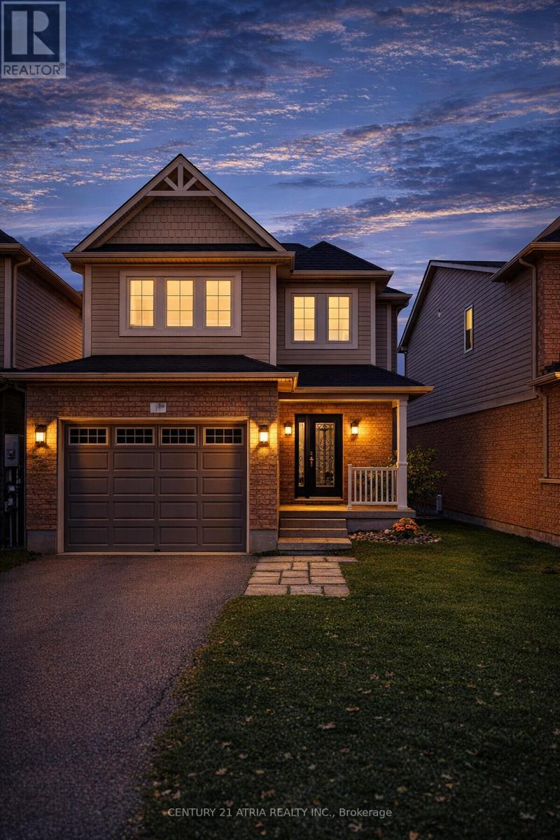 19 BIRD STREET, Barrie, Ontario