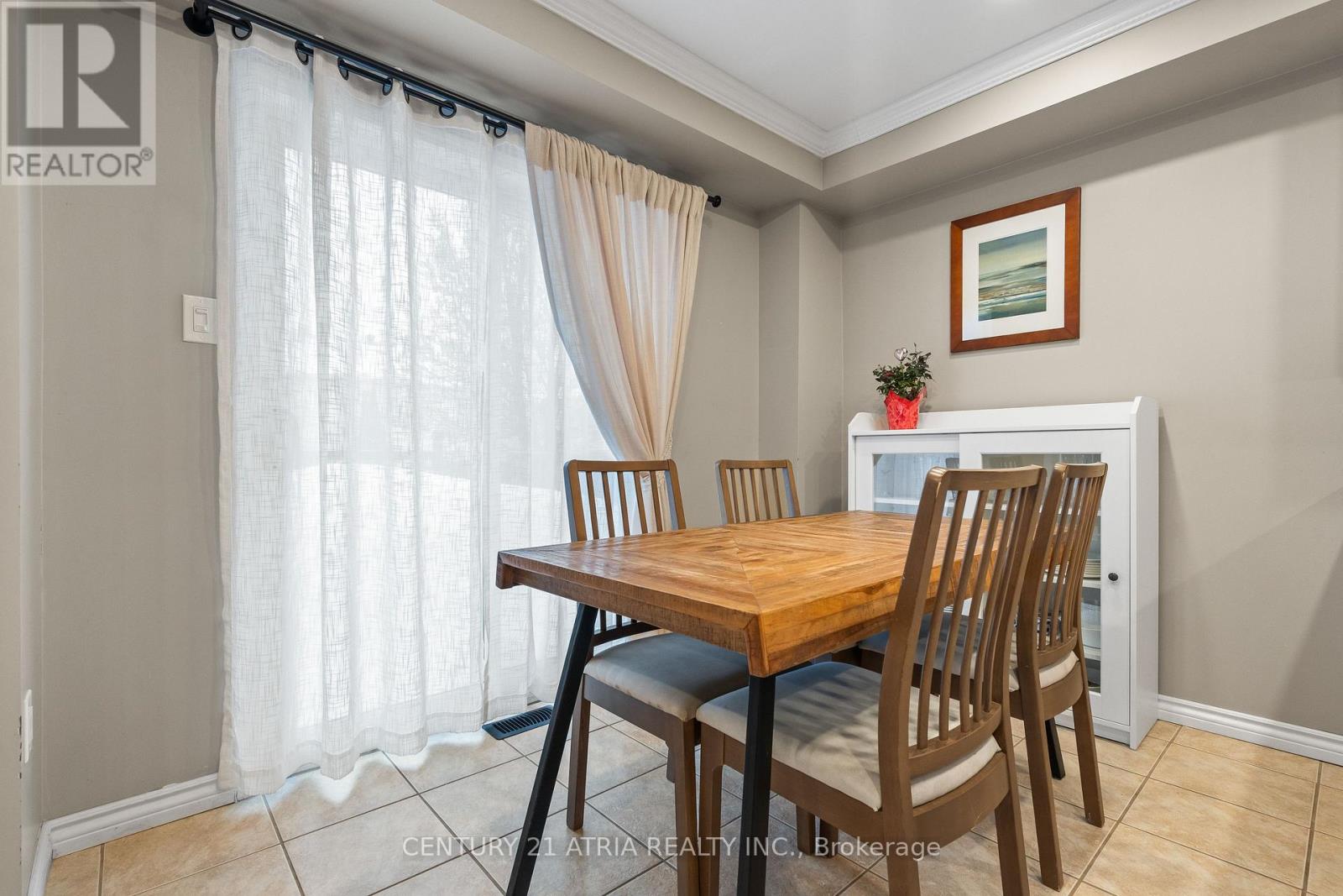 19 Bird Street, Barrie, Ontario  L4N 0X4 - Photo 11 - S12531862