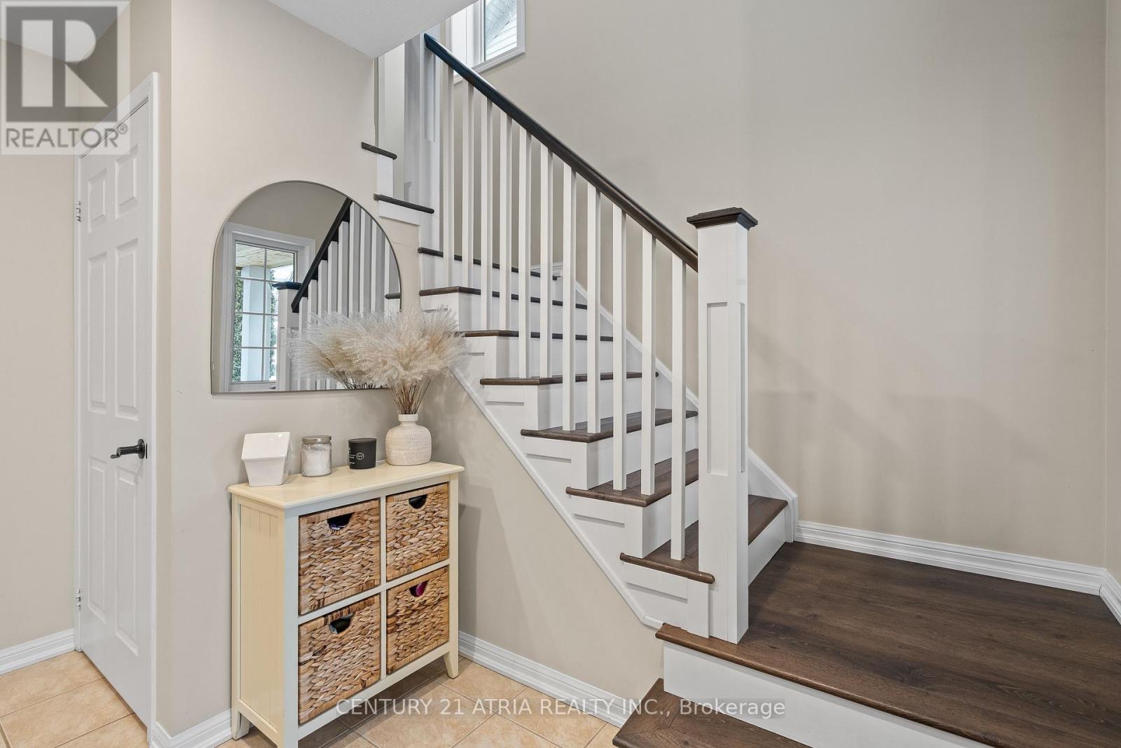 19 Bird Street, Barrie, Ontario  L4N 0X4 - Photo 19 - S12531862