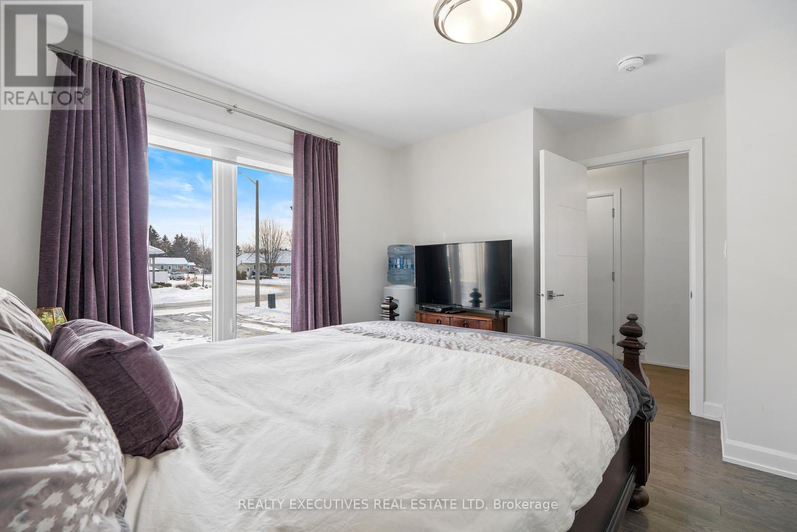 460 Arora Crescent S, North Dundas, Ontario  K0C 2K0 - Photo 22 - X12815184