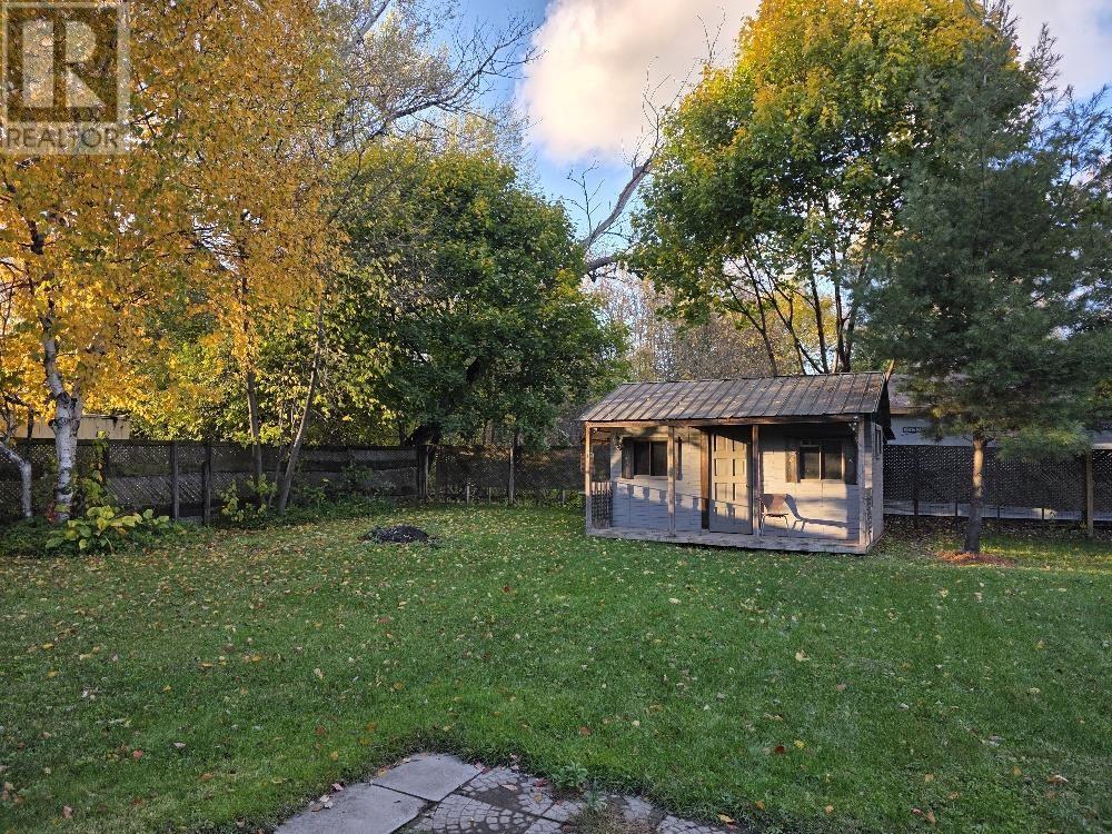 886 Bonney St, Sault Ste. Marie, Ontario  P6C 1A8 - Photo 4 - SM253062