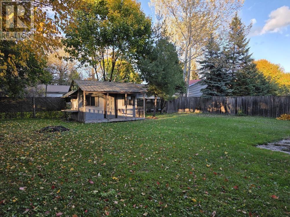 886 Bonney St, Sault Ste. Marie, Ontario  P6C 1A8 - Photo 5 - SM253062