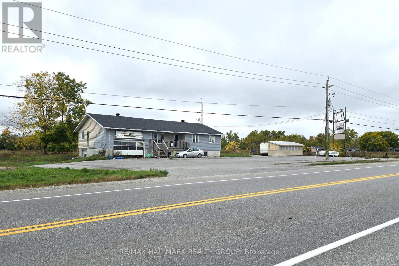 190 Lombard Street, Rideau Lakes, Ontario  K7A 5B8 - Photo 15 - X12595462