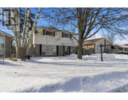886 ANTONIO STREET, Pickering, Ontario