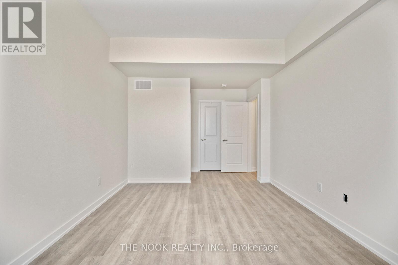 108 - 2550 Castlegate Crossings Drive, Pickering (Duffin Heights), Ontario  L1X 0G4 - Photo 13 - E12815074