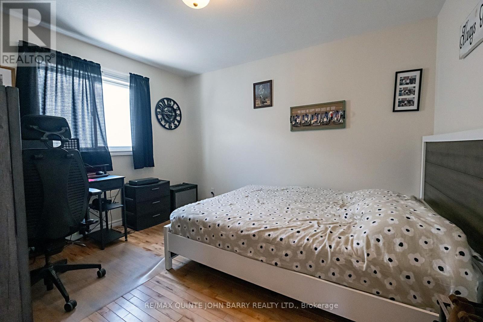 179 Nicholas Street, Quinte West (Murray Ward), Ontario  K8V 6E8 - Photo 17 - X12815000