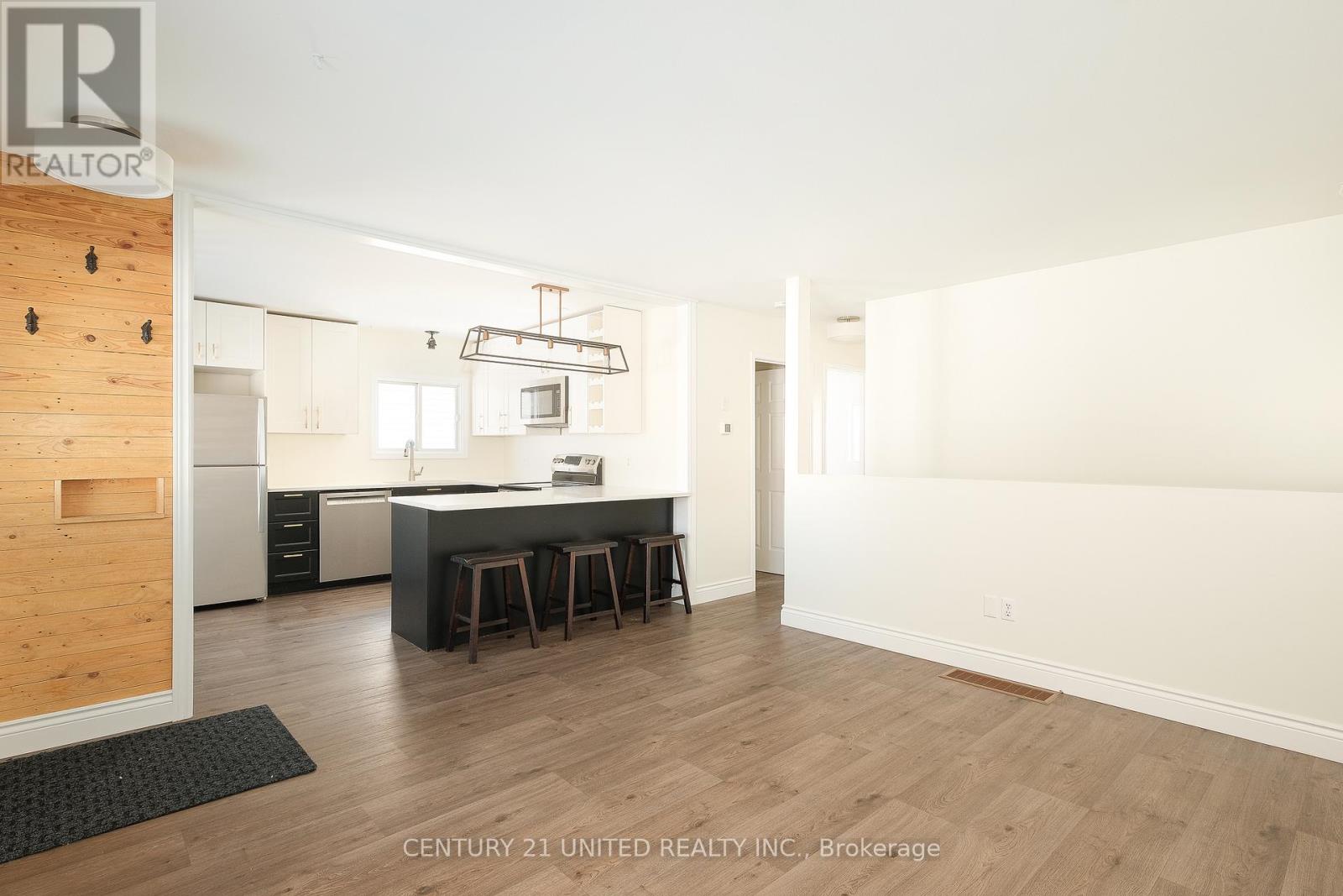 123 Towerhill Road, Peterborough, Ontario  K9H 7M7 - Photo 6 - X12815044