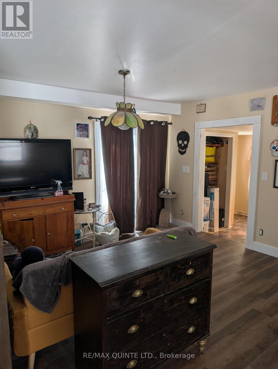 84 College Street, Deseronto, Ontario  K0K 1X0 - Photo 14 - X12815102