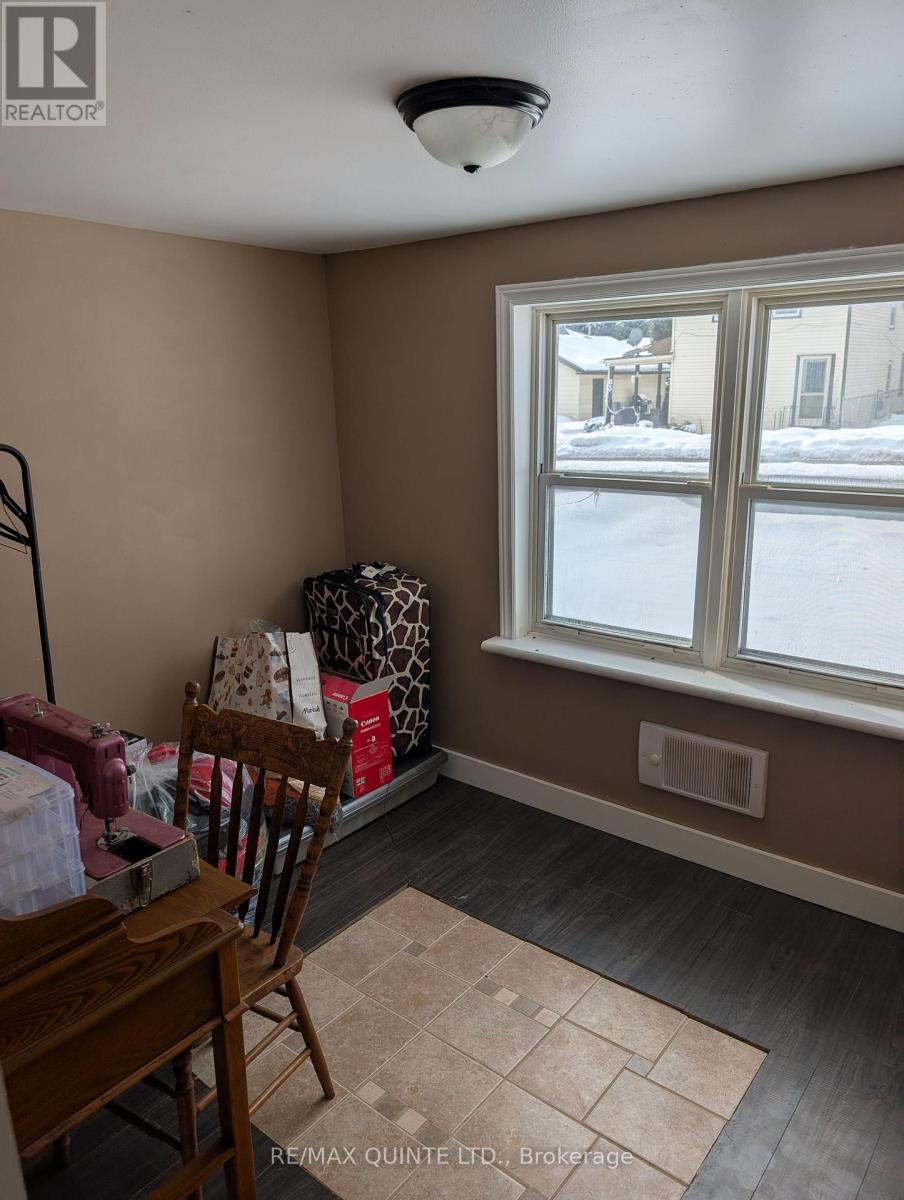 84 College Street, Deseronto, Ontario  K0K 1X0 - Photo 15 - X12815102