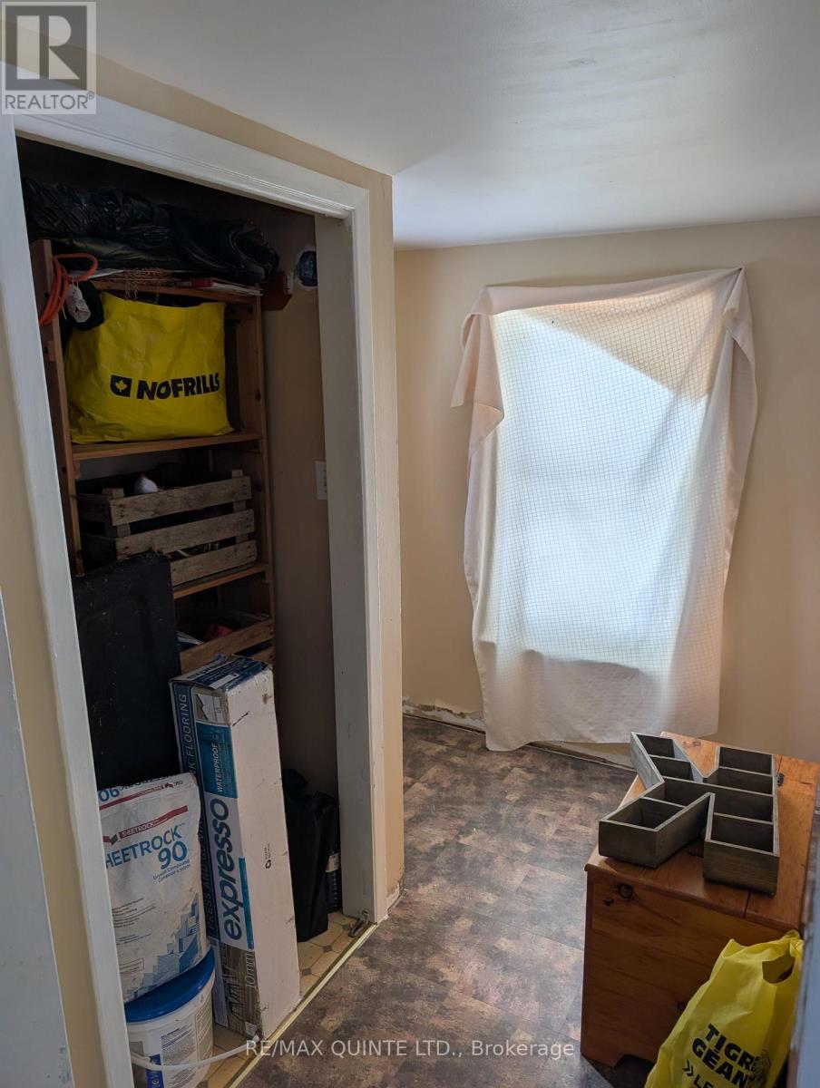 84 College Street, Deseronto, Ontario  K0K 1X0 - Photo 8 - X12815102