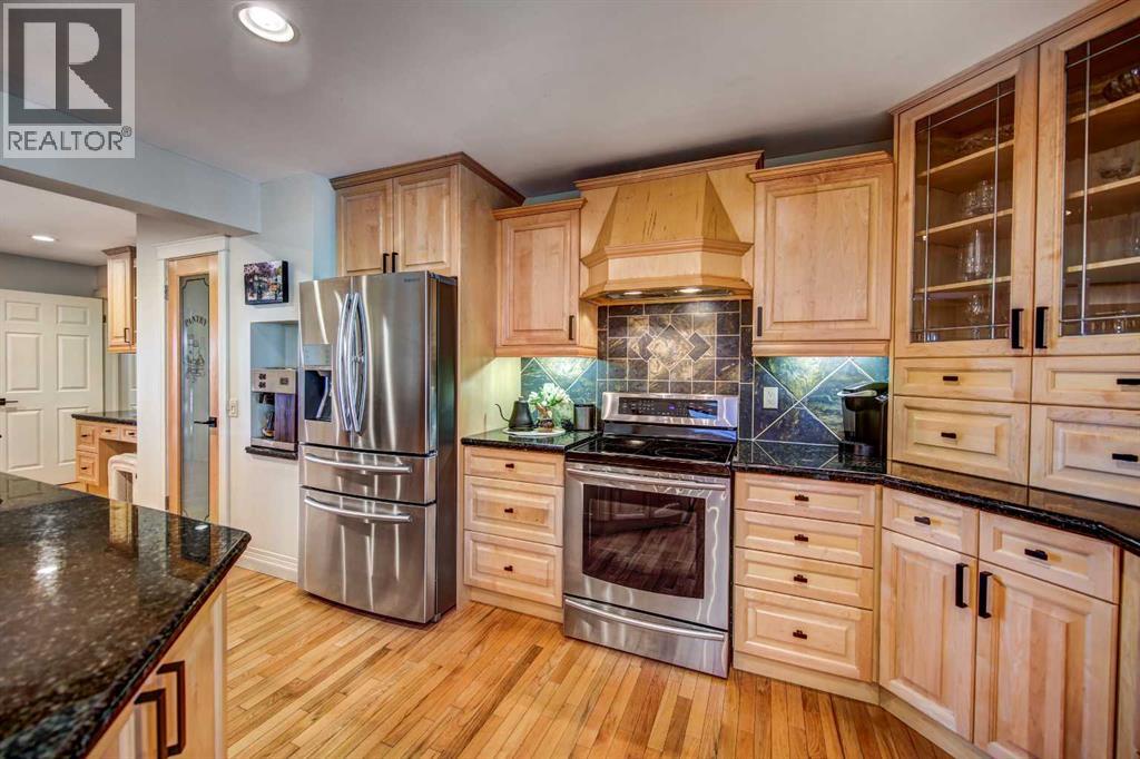 263236 Range Road 293, Rural Rocky View County, Alberta  T4A 0N3 - Photo 17 - A2283360