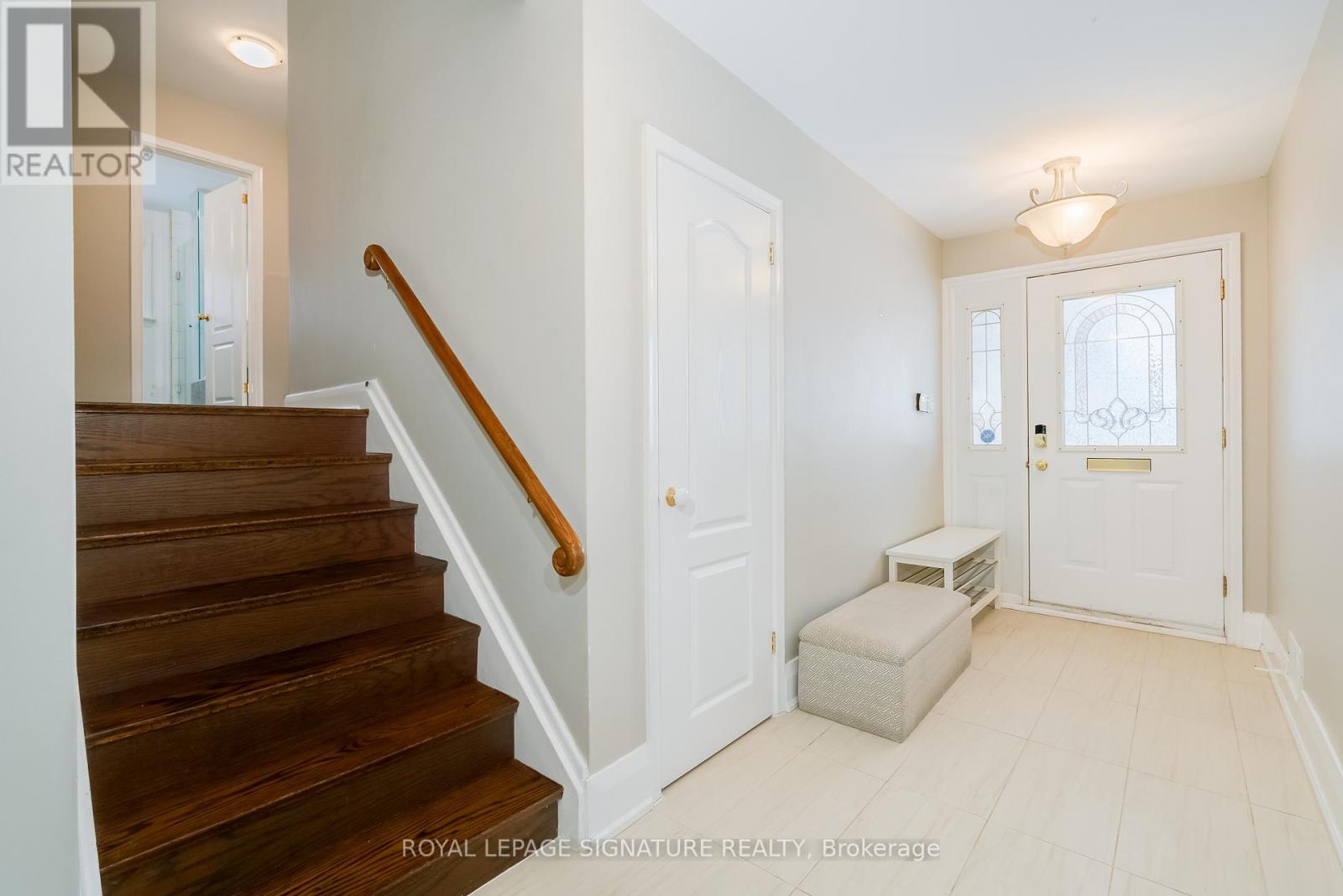 2 Millgate Crescent, Toronto (Bayview Village), Ontario  M2K 1L6 - Photo 2 - C12814988
