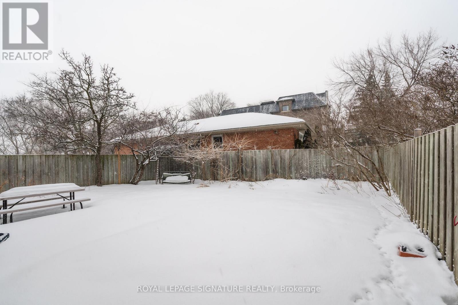 2 Millgate Crescent, Toronto (Bayview Village), Ontario  M2K 1L6 - Photo 28 - C12814988