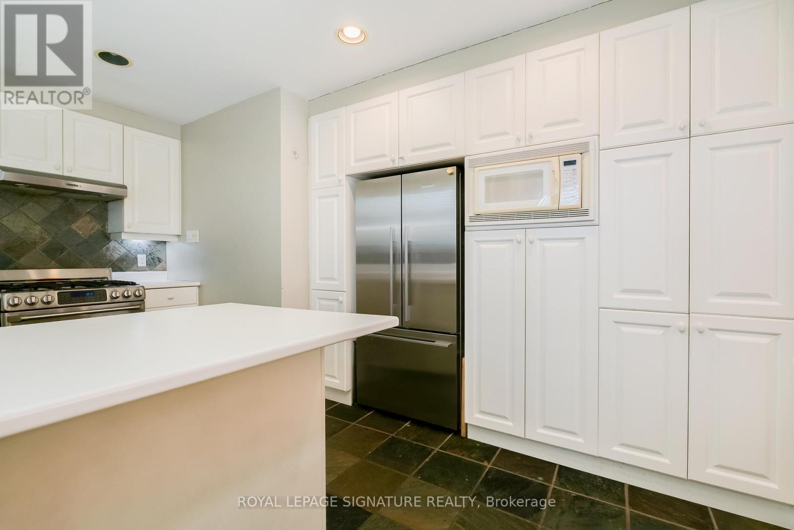 2 Millgate Crescent, Toronto (Bayview Village), Ontario  M2K 1L6 - Photo 9 - C12814988