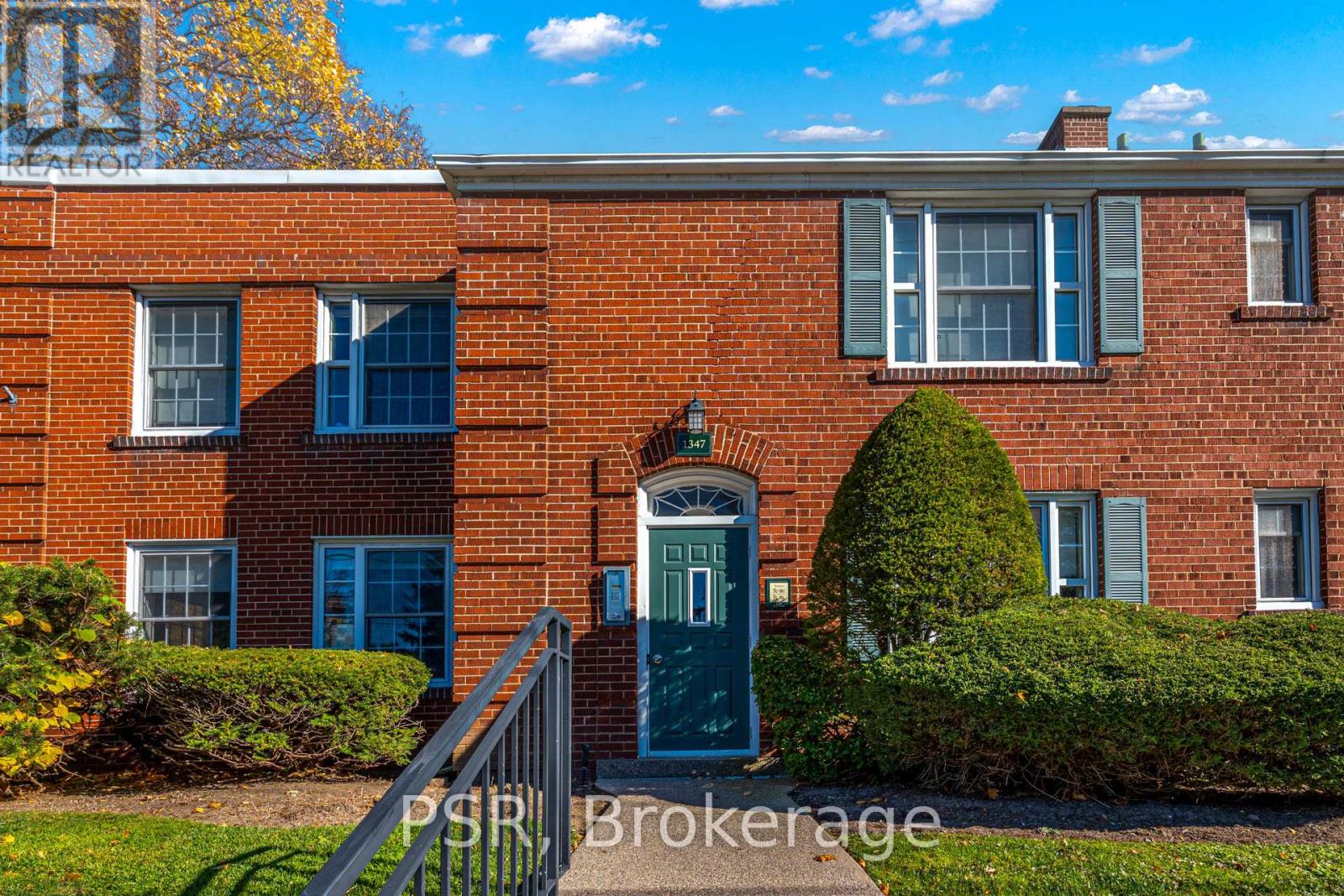 U25 - 4 SUTHERLAND DRIVE, Toronto, Ontario