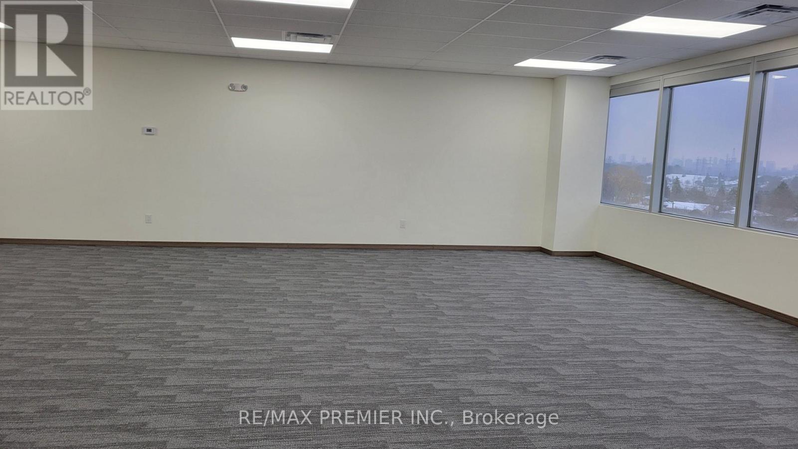 601 & 602 - 105 Gordon Baker Road, Toronto (Hillcrest Village), Ontario  M2H 3P8 - Photo 11 - C12815008