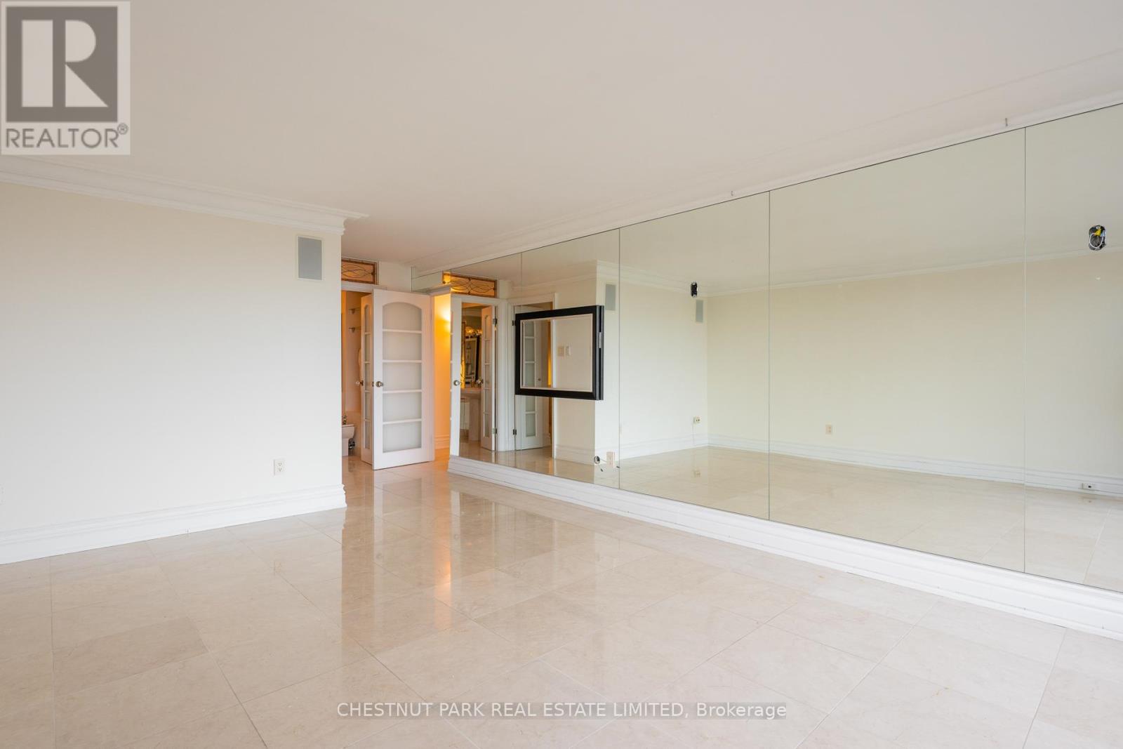 1606 - 110 Bloor Street W, Toronto, Ontario  M5S 2W7 - Photo 25 - C12815094