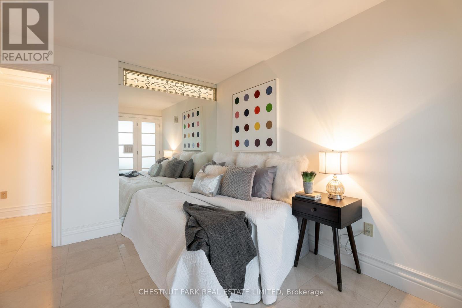 1606 - 110 Bloor Street W, Toronto (Annex), Ontario  M5S 2W7 - Photo 22 - C12815096