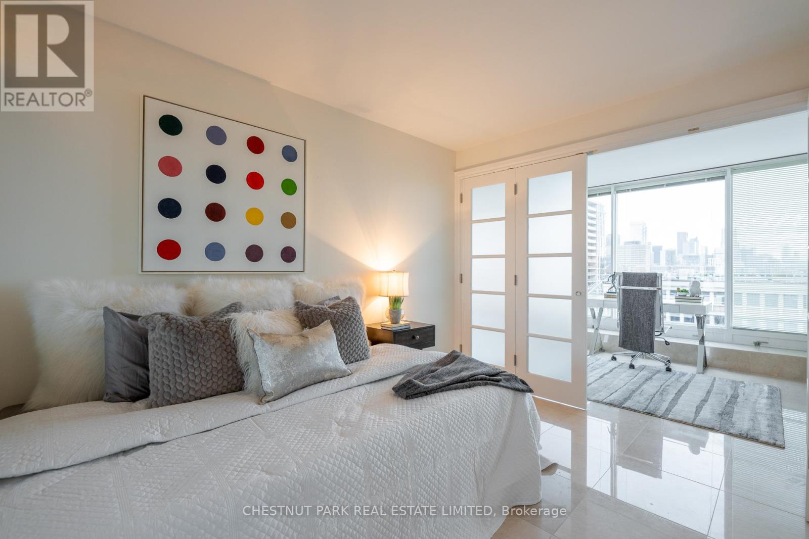 1606 - 110 Bloor Street W, Toronto (Annex), Ontario  M5S 2W7 - Photo 23 - C12815096