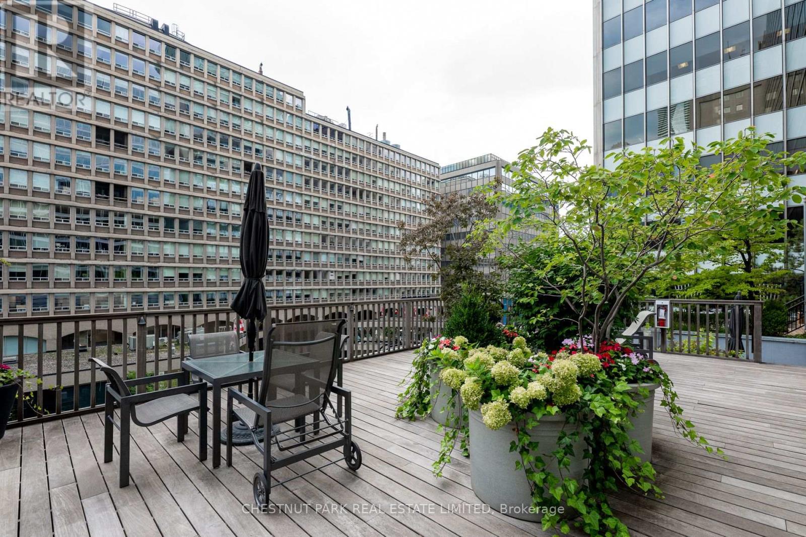 1606 - 110 Bloor Street W, Toronto (Annex), Ontario  M5S 2W7 - Photo 36 - C12815096