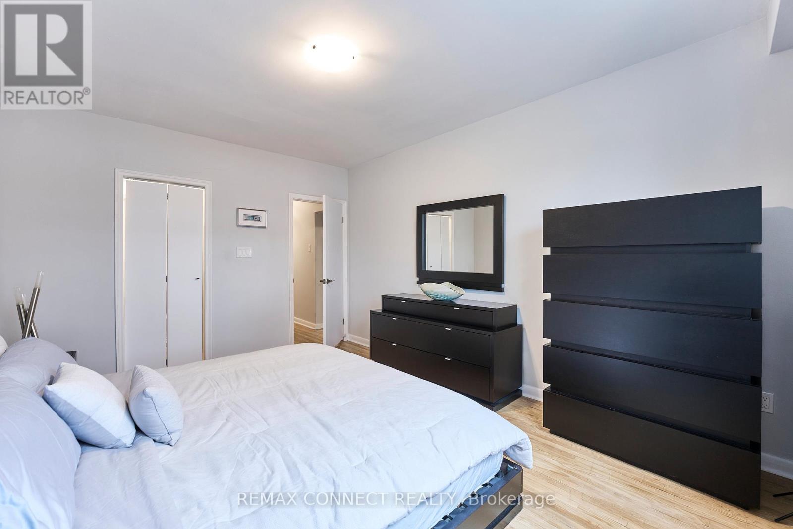 3 - 156 Overbrook Place, Toronto, Ontario  M3H 4P9 - Photo 18 - C12815106