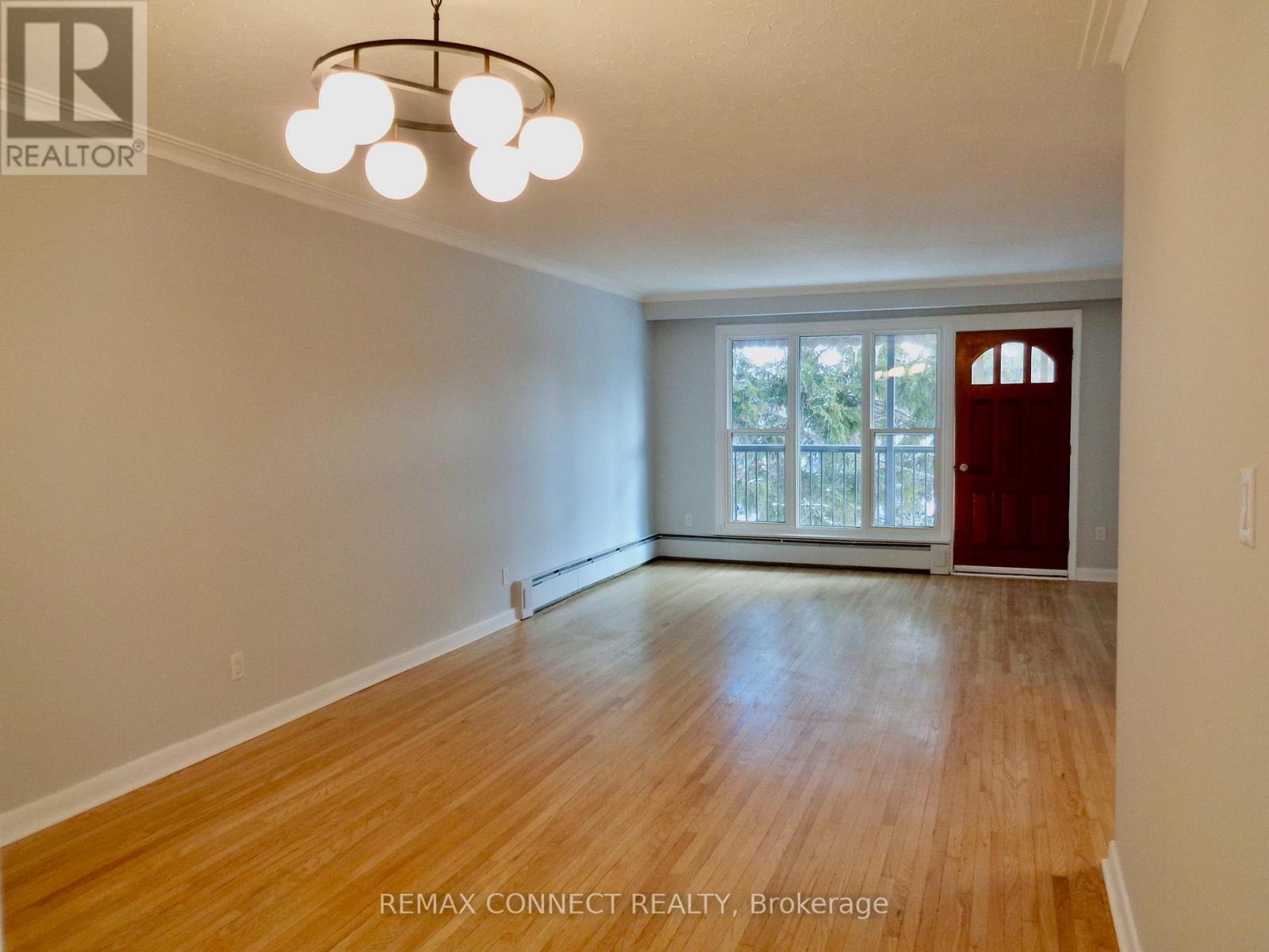 3 - 156 Overbrook Place, Toronto, Ontario  M3H 4P9 - Photo 4 - C12815106