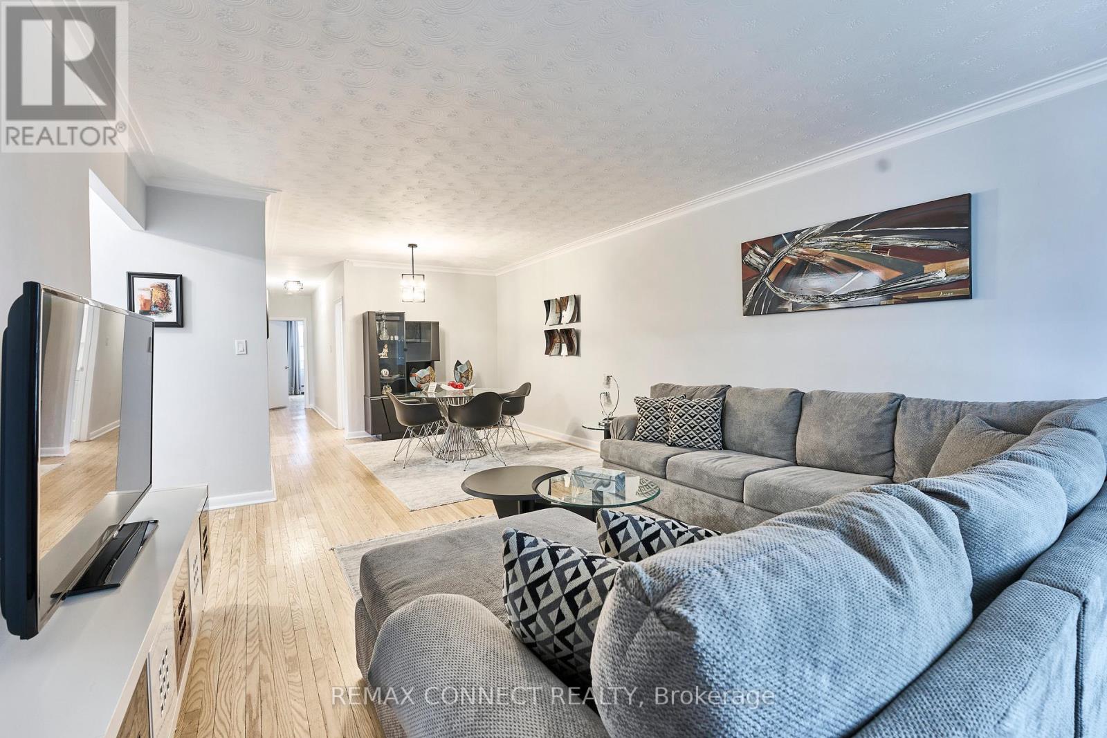 3 - 156 Overbrook Place, Toronto, Ontario  M3H 4P9 - Photo 8 - C12815106
