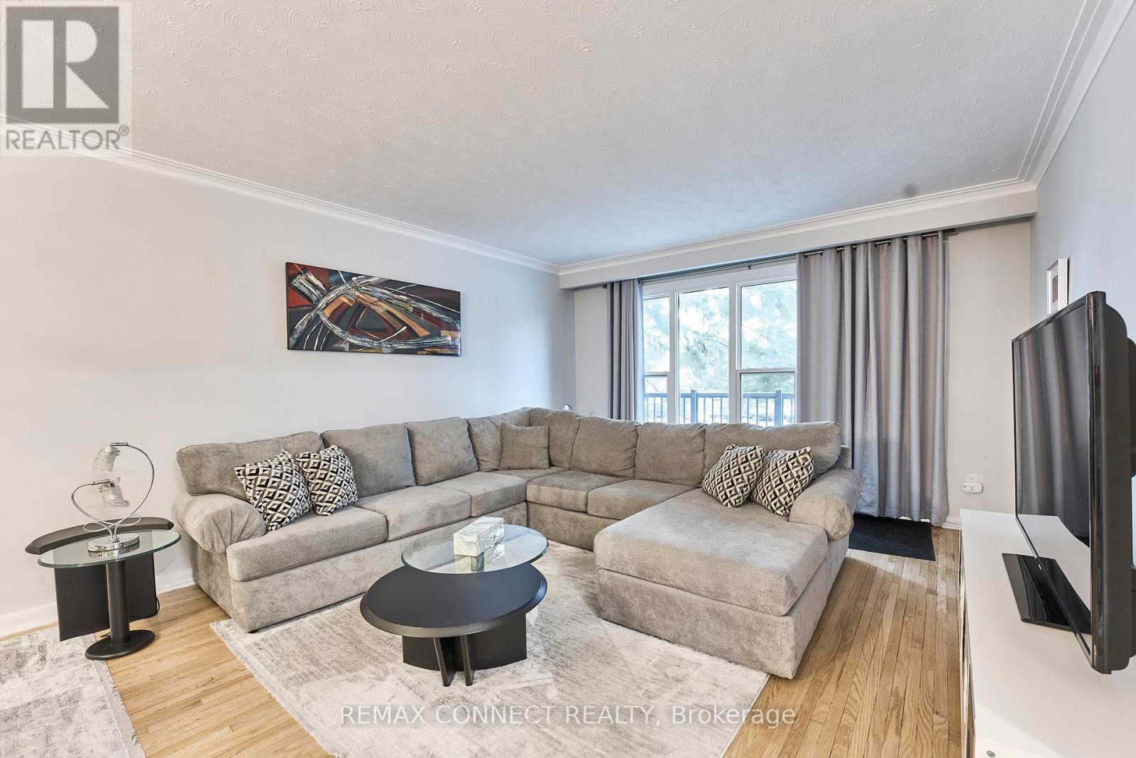 3 - 156 Overbrook Place, Toronto, Ontario  M3H 4P9 - Photo 9 - C12815106
