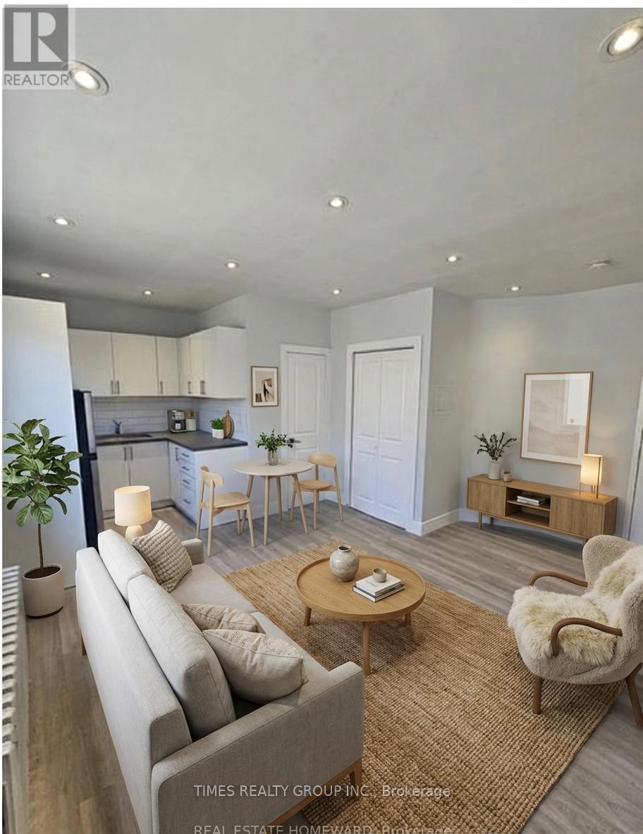 203 - 1566 AVENUE ROAD, Toronto, Ontario