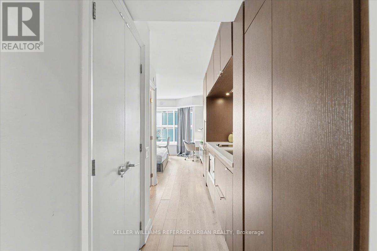 1908 - 155 Yorkville Avenue, Toronto (Annex), Ontario  M5R 1C4 - Photo 10 - C12815150