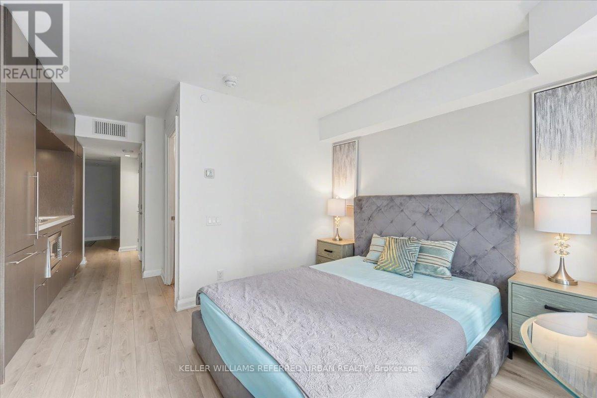 1908 - 155 Yorkville Avenue, Toronto (Annex), Ontario  M5R 1C4 - Photo 7 - C12815150