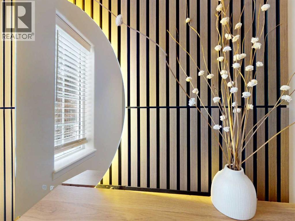 207, 1997 Sirocco Drive Sw, Calgary, Alberta  T3H 3E6 - Photo 4 - A2287691