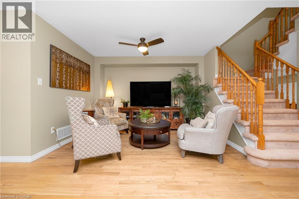 5179 Des Jardines Drive, Burlington, Ontario  L7L 6P7 - Photo 10 - 40807010