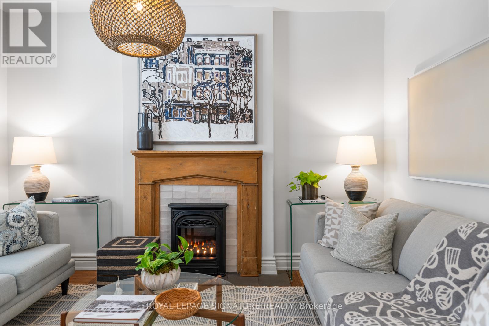 101 Silver Birch Avenue, Toronto, Ontario  M4E 3L3 - Photo 10 - E12815048